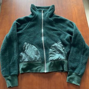 Fleece cropped sweater